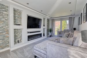 Lounge- click for photo gallery